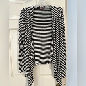 Lightweight shrug cardigan